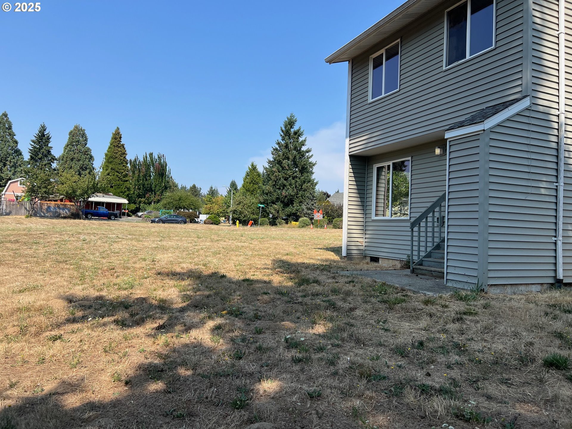 11406 South Forest Ridge Road Oregon City, OR 97045 - Photo 10 of 12 Backyard
