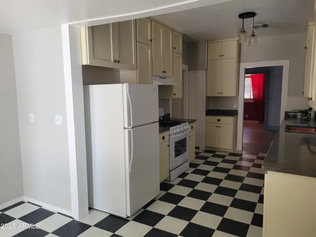 $398,000 | 721 Tombstone Canyon, Bisbee, AZ 85603