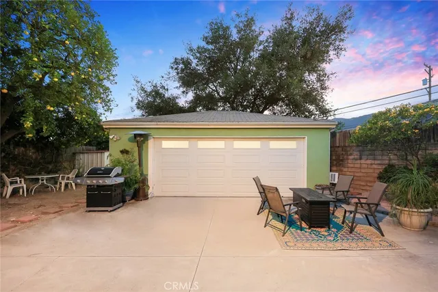 $1,195,000 | 2966 Piedmont Avenue, La Crescenta, CA 91214