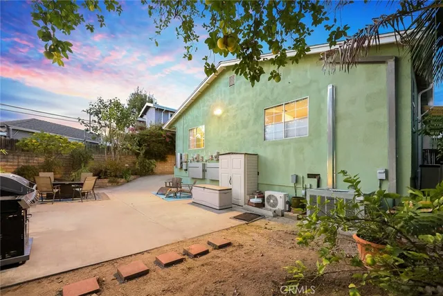 $1,195,000 | 2966 Piedmont Avenue, La Crescenta, CA 91214