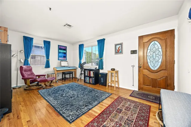 $1,195,000 | 2966 Piedmont Avenue, La Crescenta, CA 91214