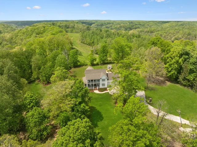 $7,500,000 | 4325 Cave Springs Road, Santa Fe, TN 38482