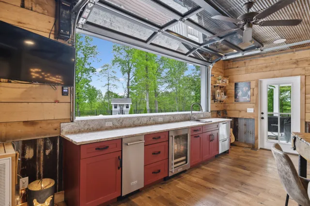 $7,500,000 | 4325 Cave Springs Road, Santa Fe, TN 38482