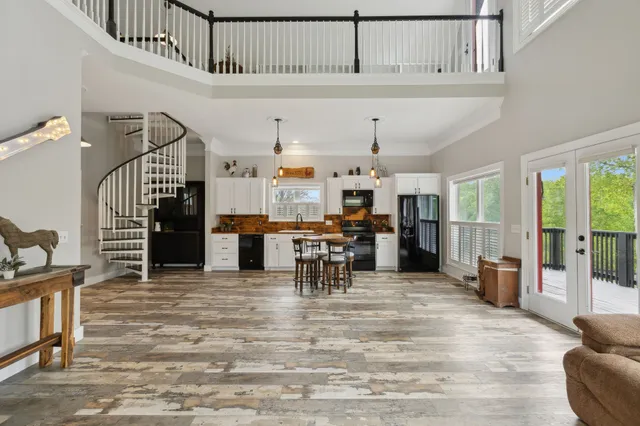 $7,500,000 | 4325 Cave Springs Road, Santa Fe, TN 38482