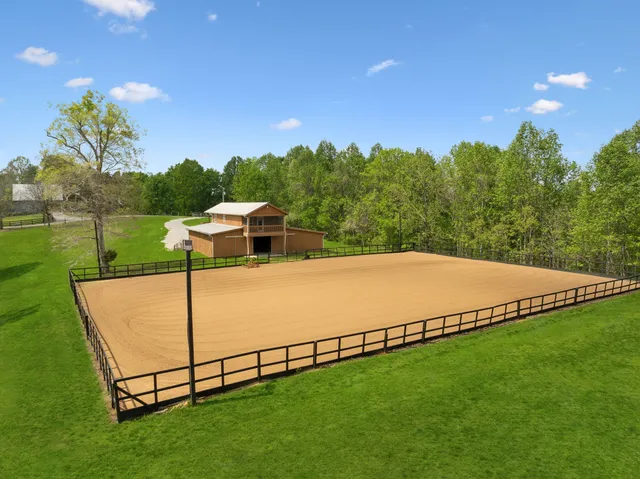 $7,500,000 | 4325 Cave Springs Road, Santa Fe, TN 38482