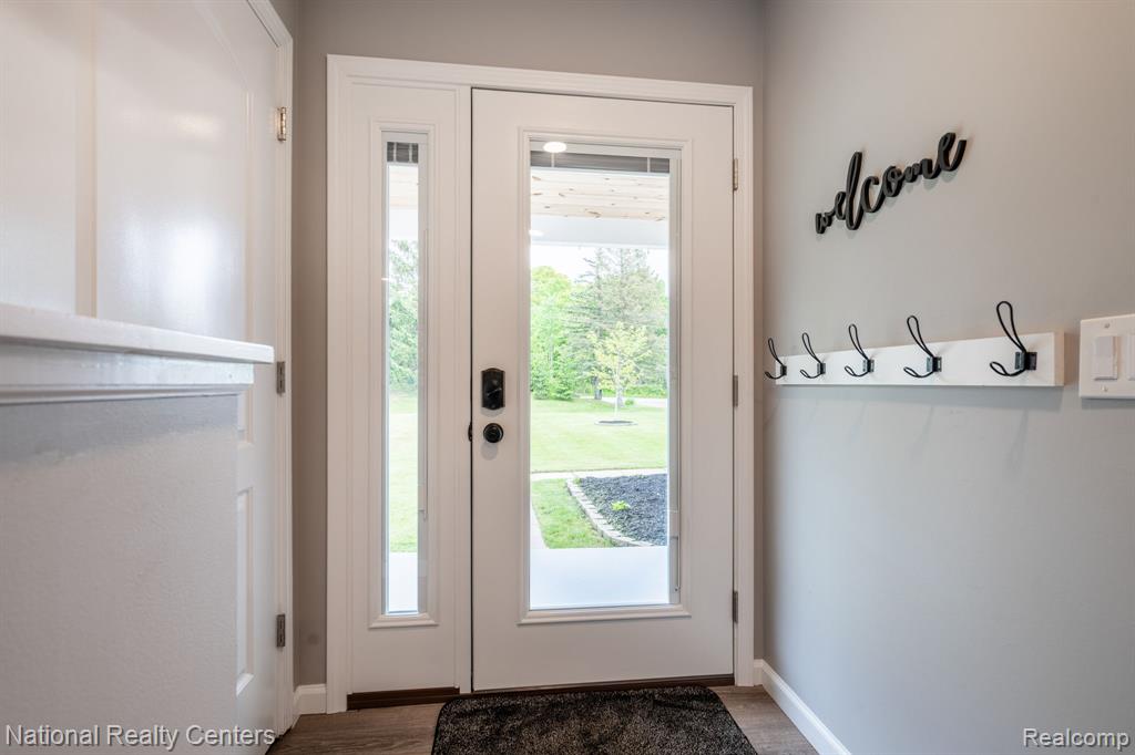55 South Baldwin Road Oxford, MI 48371 - Photo 4 of 44 Gallery Image 4