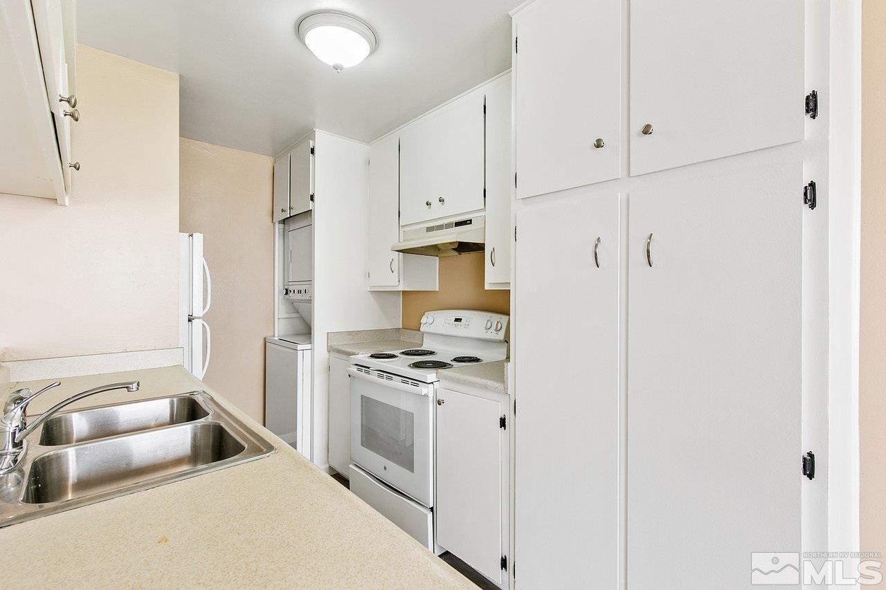 4941 Neil Circle, Unit 3 Reno, NV 89502 - Photo 12 of 24 Photo 12