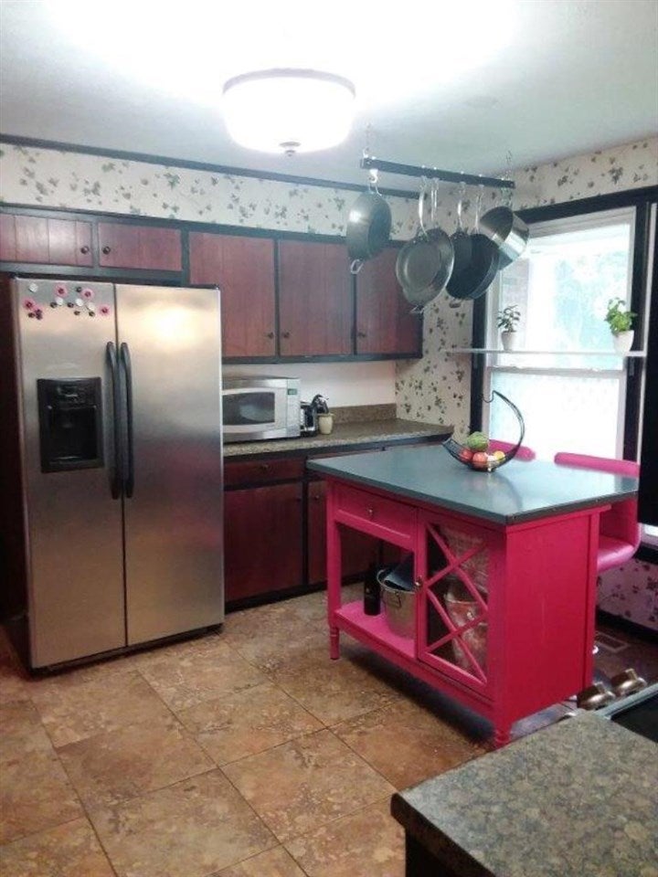 2148 Robin Road Bowling Green, KY 42101 - Photo 5 of 24 Gallery Image 5