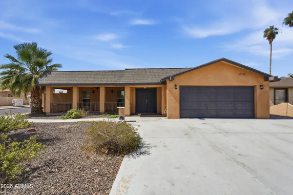 $2,395 | 5654 West Mountain View Road, Glendale, AZ 85302