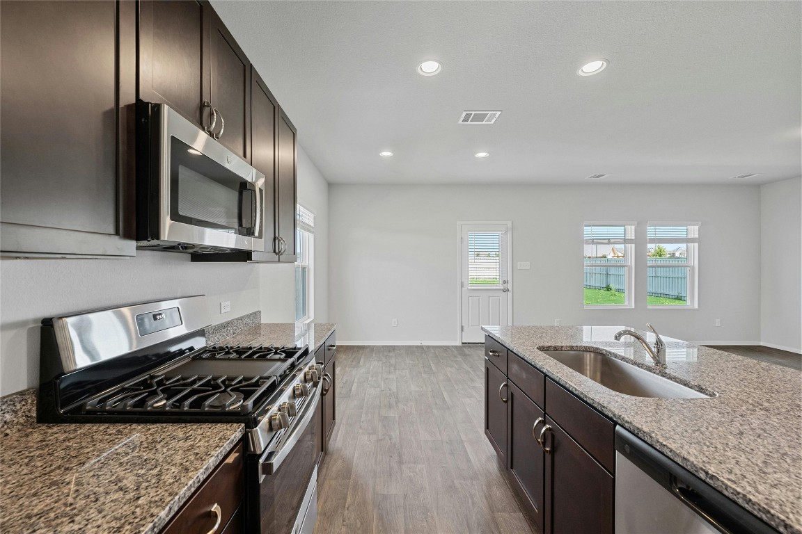 159 Chesterfield Drive Kyle, TX 78640 - Photo 9 of 39