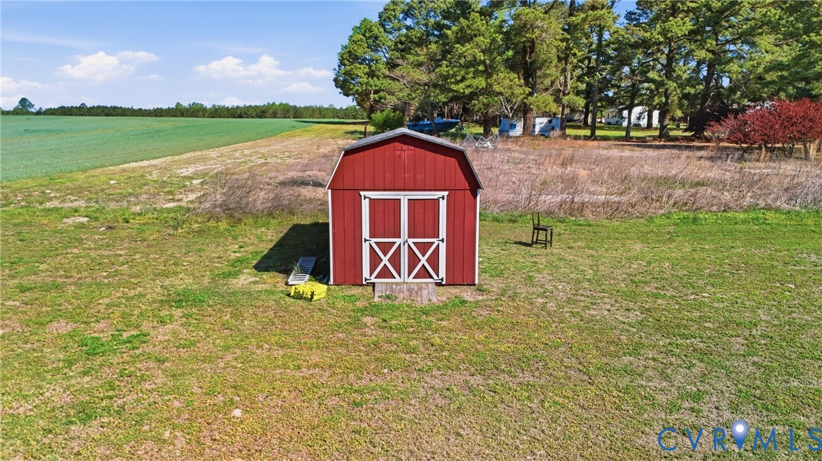 22300 Medicine Springs Road Courtland, VA 23837 - Photo 31 of 33