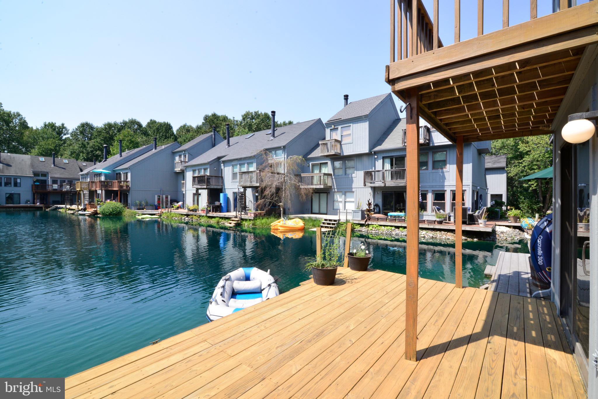 11142 Glade Drive Reston, VA 20191 - Photo 24 of 47 Another view of the deck and pond.