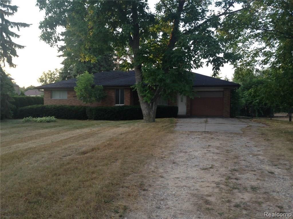 1605 East Long Lake Road Troy, MI 48085 - Photo 1 of 57 IMG_2989.JPG