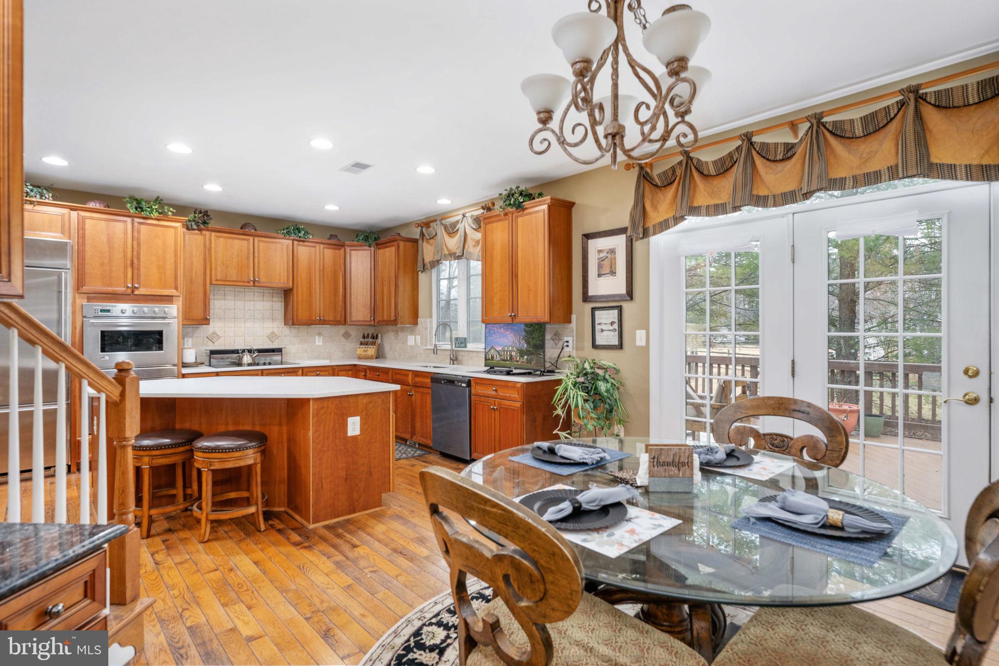 10922 Chatham Ridge Way Spotsylvania, VA 22551 - Photo 42 of 129 Kitchen/Breakfast Area