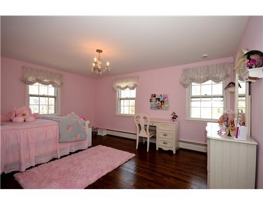 23 Royle Road Darien, CT 06820 - Photo 14 of 19 Additional Photo
