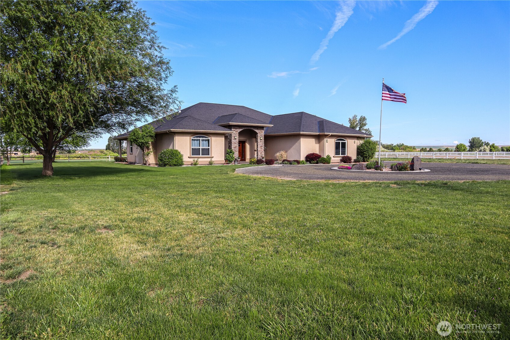 265 Hanson Road Touchet, WA 99360 - Photo 1 of 39 Gallery Image 1