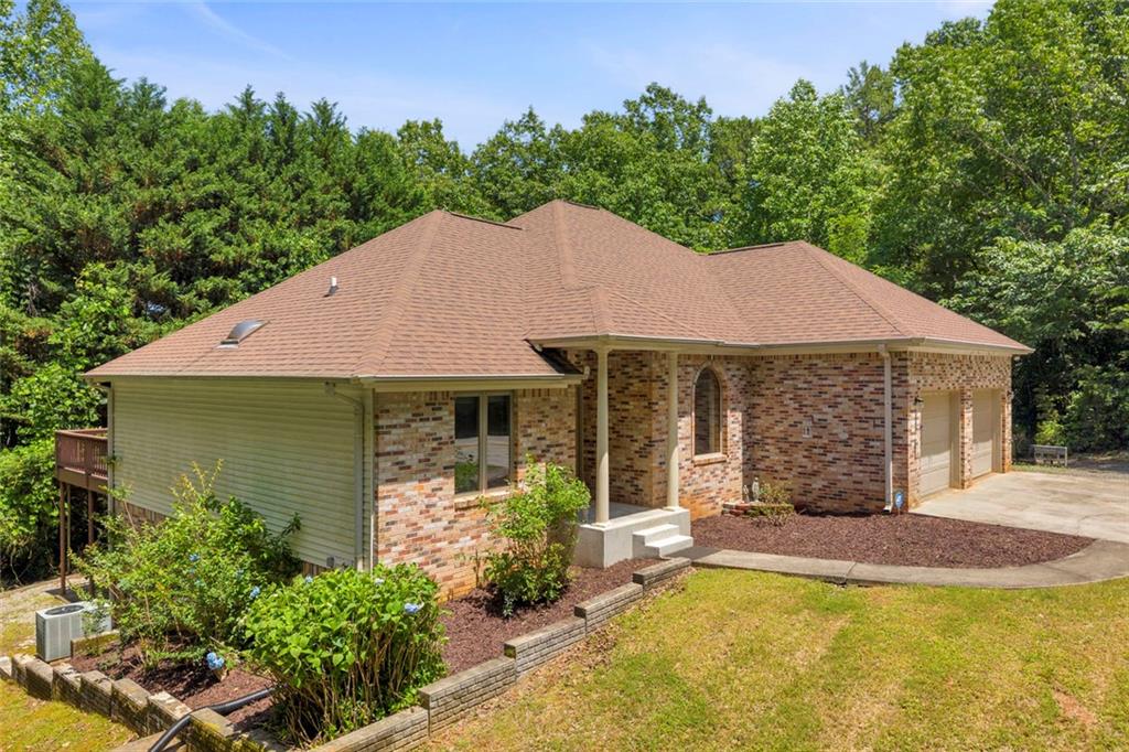 160 Quail Ridge Drive Cleveland, GA 30528 - Photo 2 of 49
