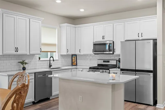 $425,000 | 13615 Splash Isla Drive, Winter Garden, FL 34787