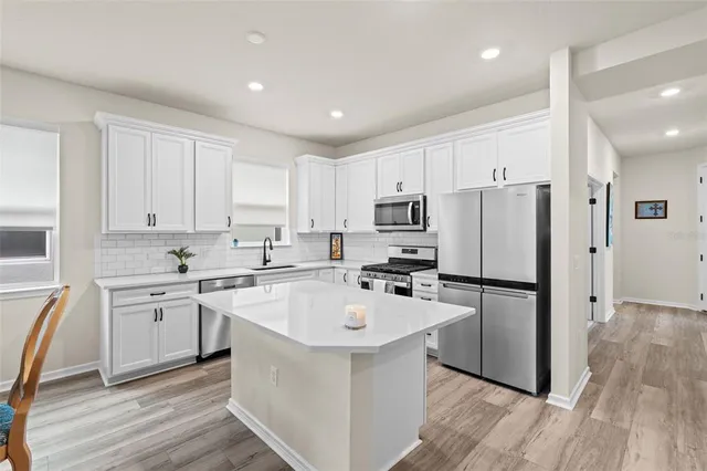 $425,000 | 13615 Splash Isla Drive, Winter Garden, FL 34787