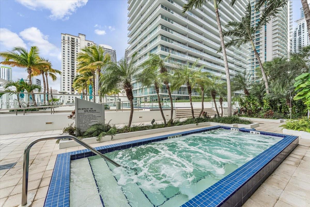 79 Southwest 12th Street, Unit 3401S Miami, FL 33130 - Photo 18 of 25