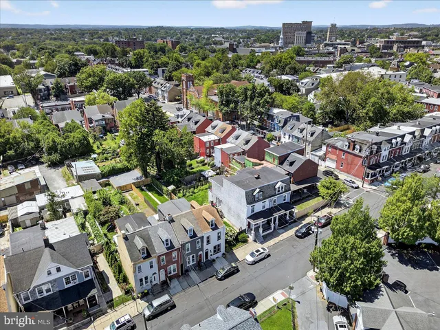 a picture of a bathroom with mirror