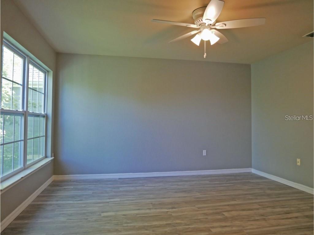 5560 Rosehill Road, Unit 202 Sarasota, FL 34233 - Photo 6 of 13