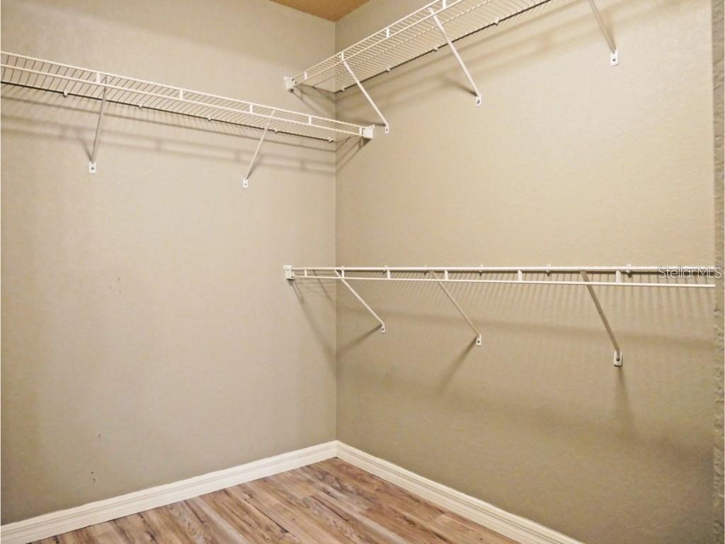 5560 Rosehill Road, Unit 202 Sarasota, FL 34233 - Photo 7 of 13