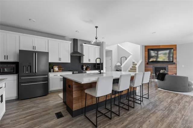 $924,900 | 8376 Basalt Drive, Littleton, CO 80125