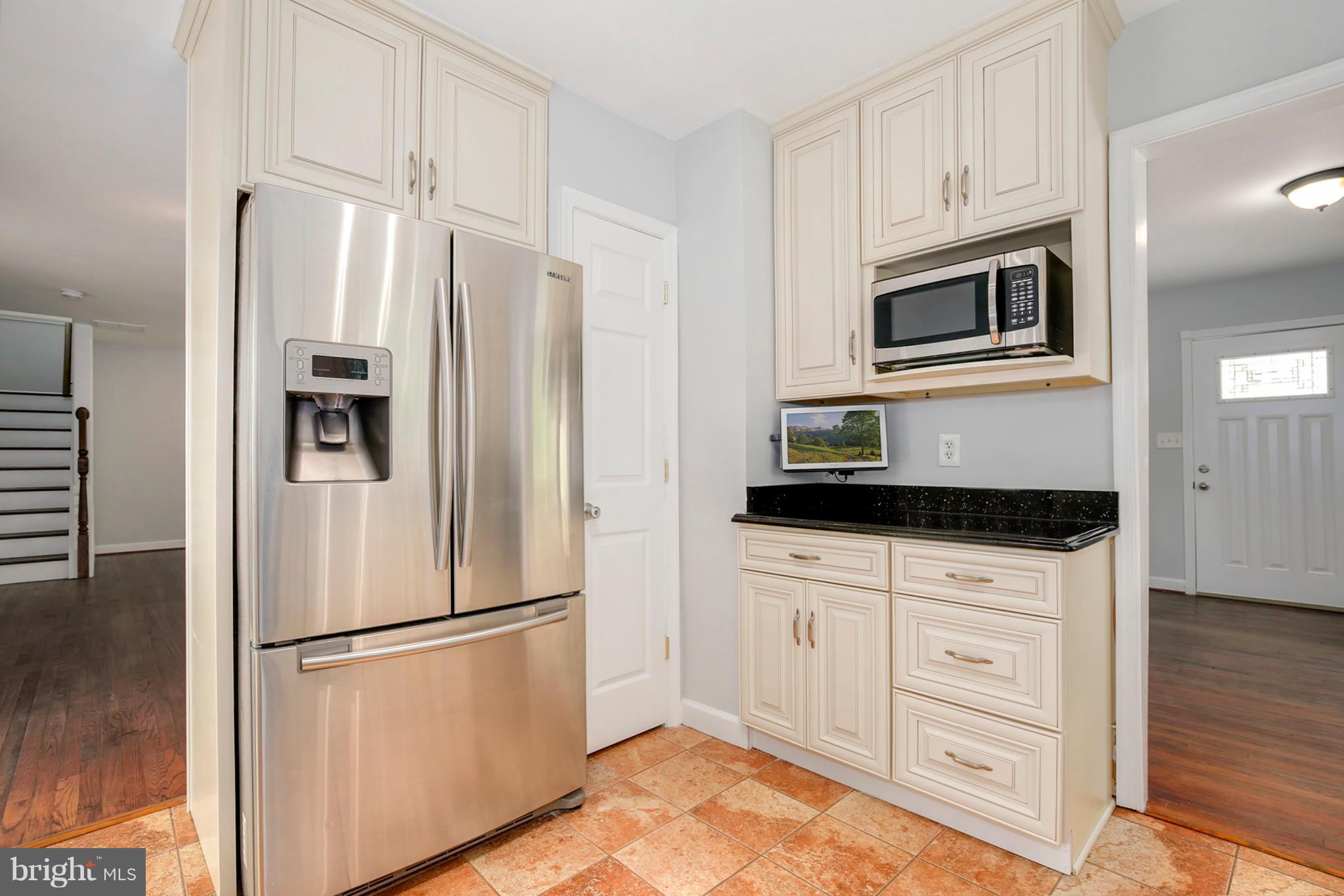 2513 Jennings Road Silver Spring, MD 20902 - Photo 8 of 30 Kitchen