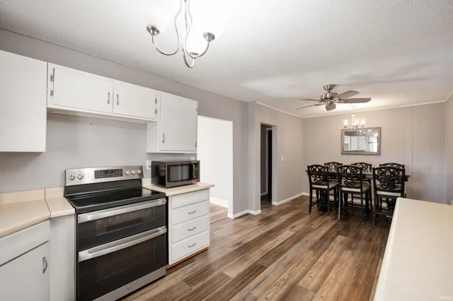 $139,900 | 10220 East Jackson Street, Selma, IN 47383