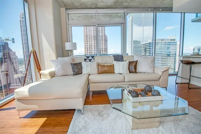 $2,891 | 77 12th Street Northeast, Unit 2117, Atlanta, GA 30309