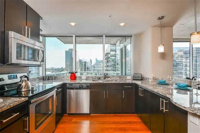 $2,891 | 77 12th Street Northeast, Unit 2117, Atlanta, GA 30309
