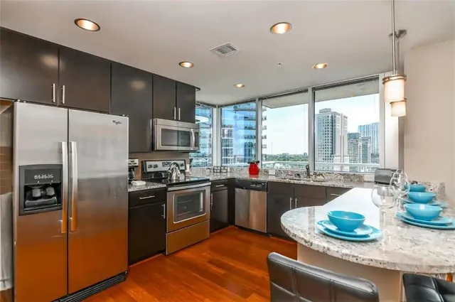 $2,891 | 77 12th Street Northeast, Unit 2117, Atlanta, GA 30309