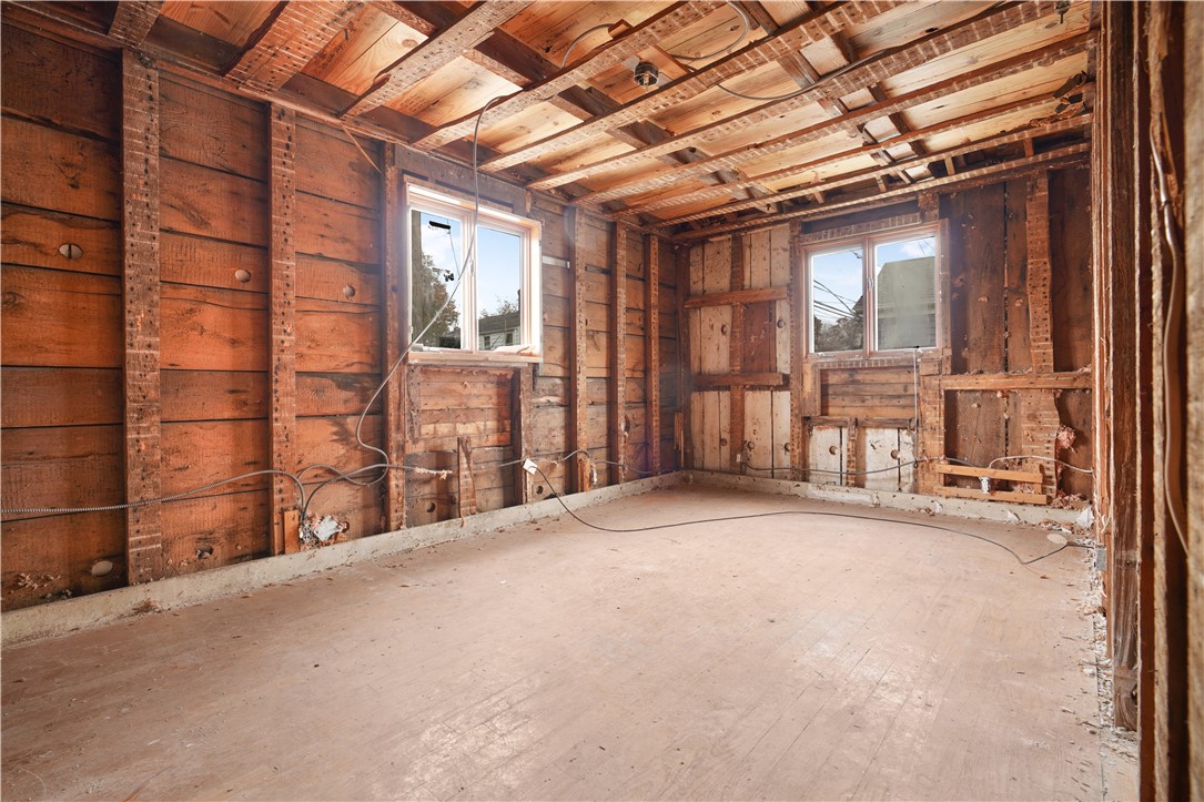 115 Market Street Warren, RI 02885 - Photo 9 of 23