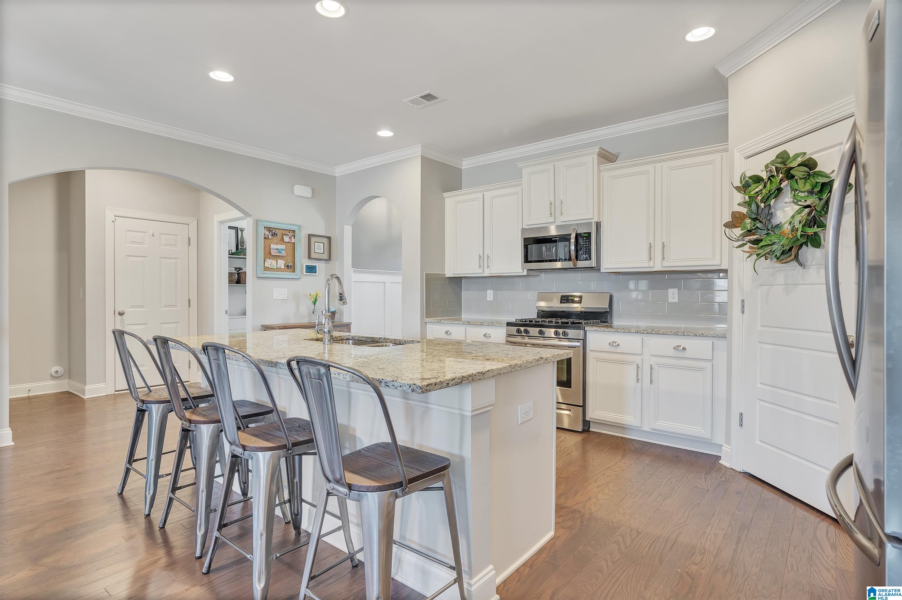 4023 Laura Lane Chelsea, AL 35043 - Photo 6 of 47