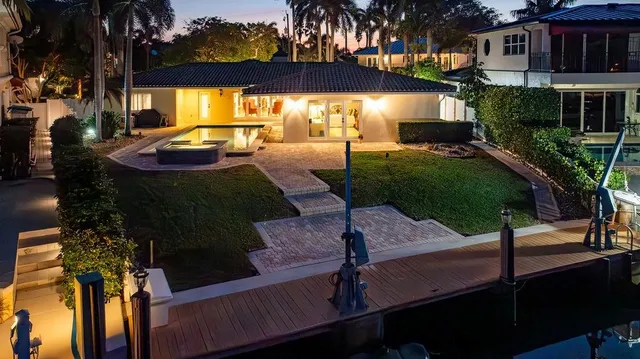 $2,495,000 | 2317 Northeast 28th Court, Lighthouse Point, FL 33064