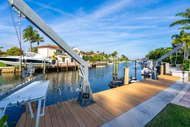 $2,495,000 | 2317 Northeast 28th Court, Lighthouse Point, FL 33064