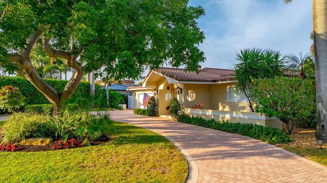 $2,495,000 | 2317 Northeast 28th Court, Lighthouse Point, FL 33064