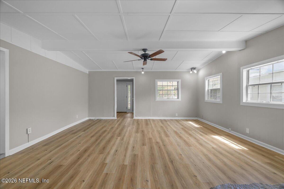 8712 Mathonia Avenue Jacksonville, FL 32211 - Photo 8 of 33 Living Room