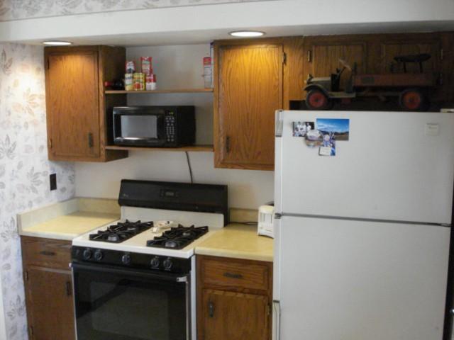2107 East Truitt Road Chillicothe, IL 61523 - Photo 7 of 15 Gallery Image 7