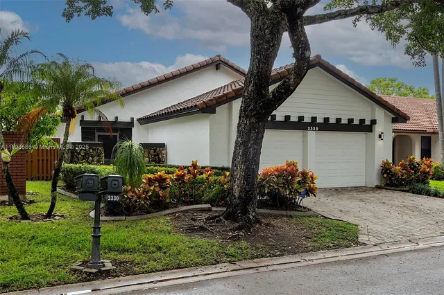 $4,000 | 2330 Dover, Weston, FL 33326