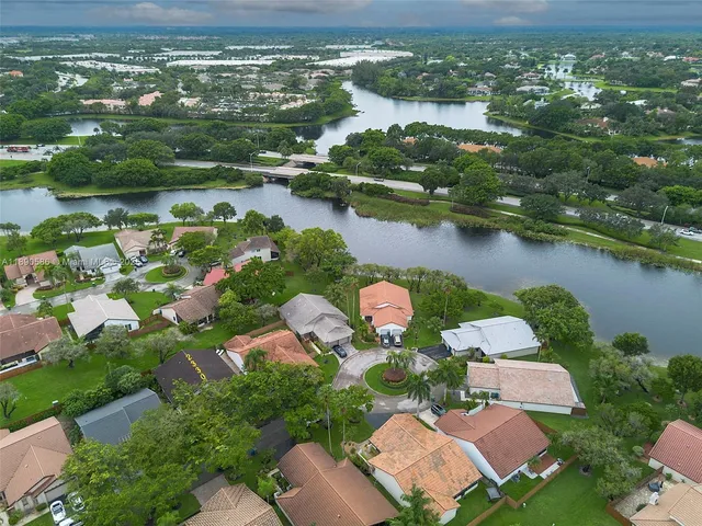 $4,000 | 2330 Dover, Weston, FL 33326