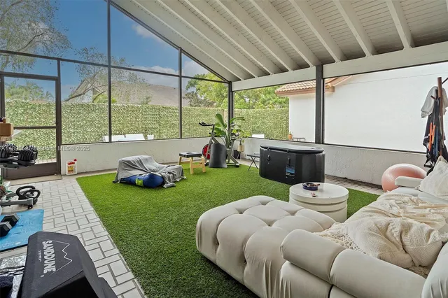 $4,000 | 2330 Dover, Weston, FL 33326