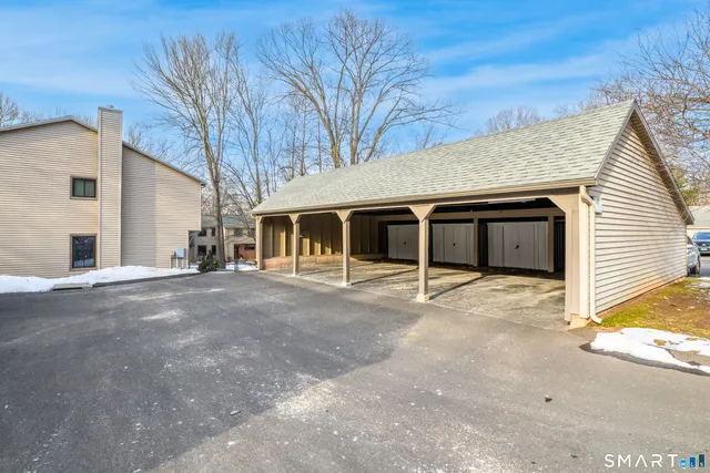 $349,900 | 32 Conestoga Way, Unit 32, Glastonbury, CT 06033