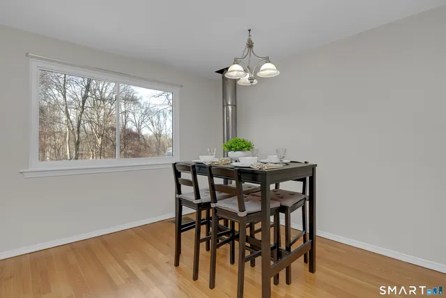 $349,900 | 32 Conestoga Way, Unit 32, Glastonbury, CT 06033