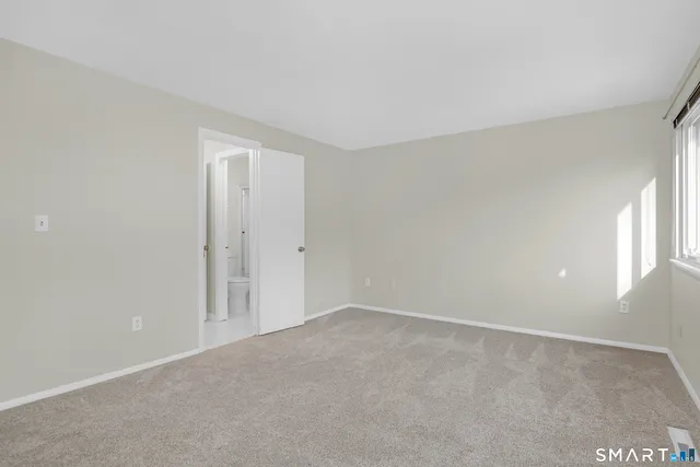 $349,900 | 32 Conestoga Way, Unit 32, Glastonbury, CT 06033