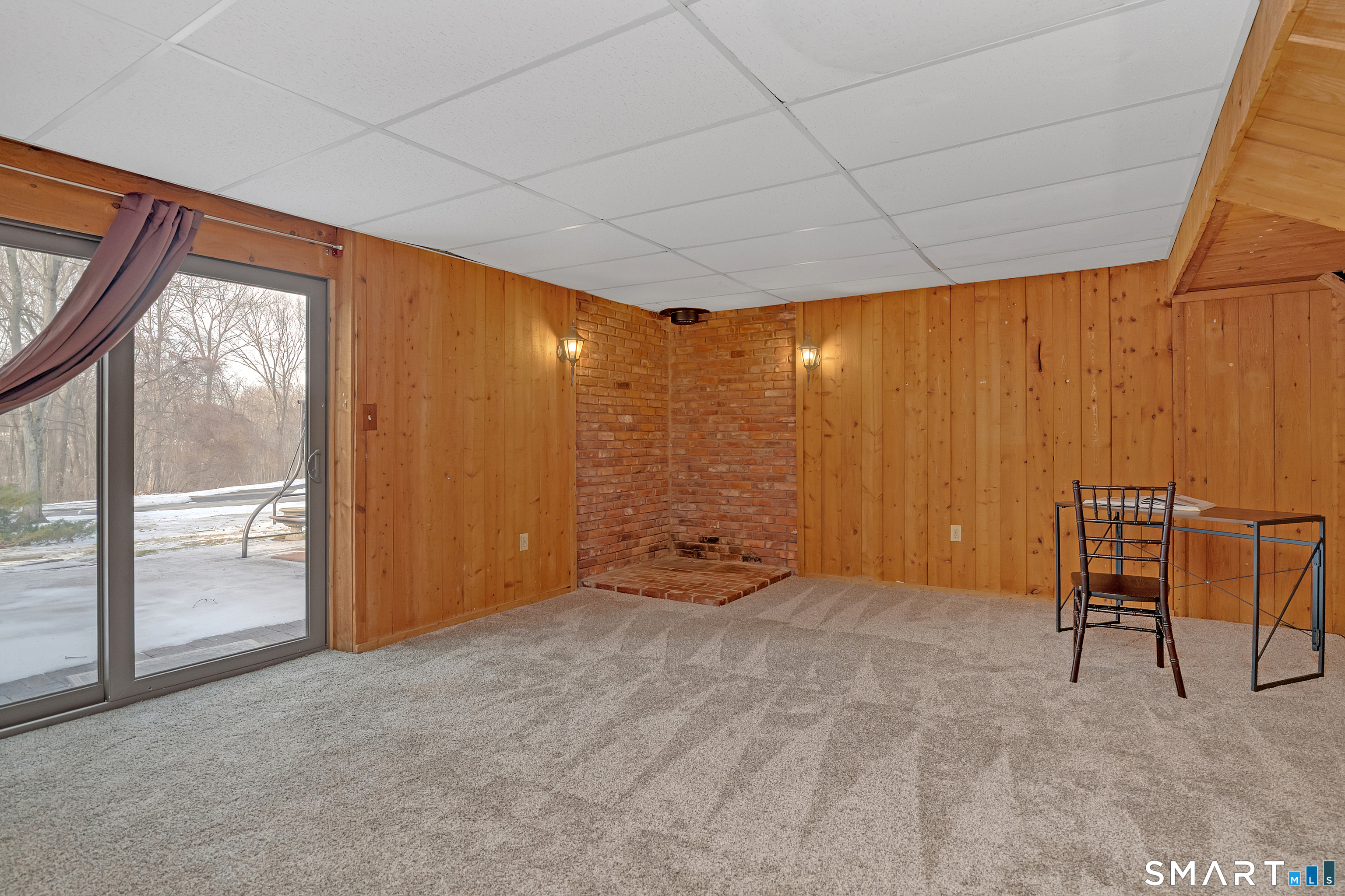 32 Conestoga Way, Unit 32 Glastonbury, CT 06033 - Photo 28 of 38 a view of an empty room