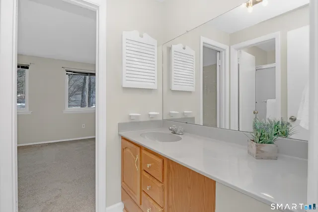 $349,900 | 32 Conestoga Way, Unit 32, Glastonbury, CT 06033