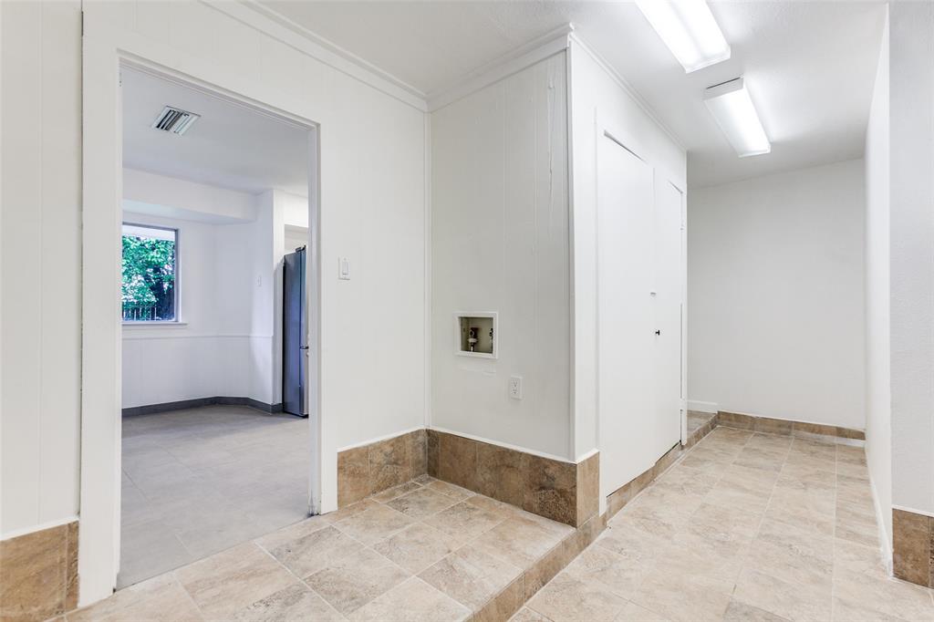 2718 Runningbrook Lane Dallas, TX 75228 - Photo 13 of 23