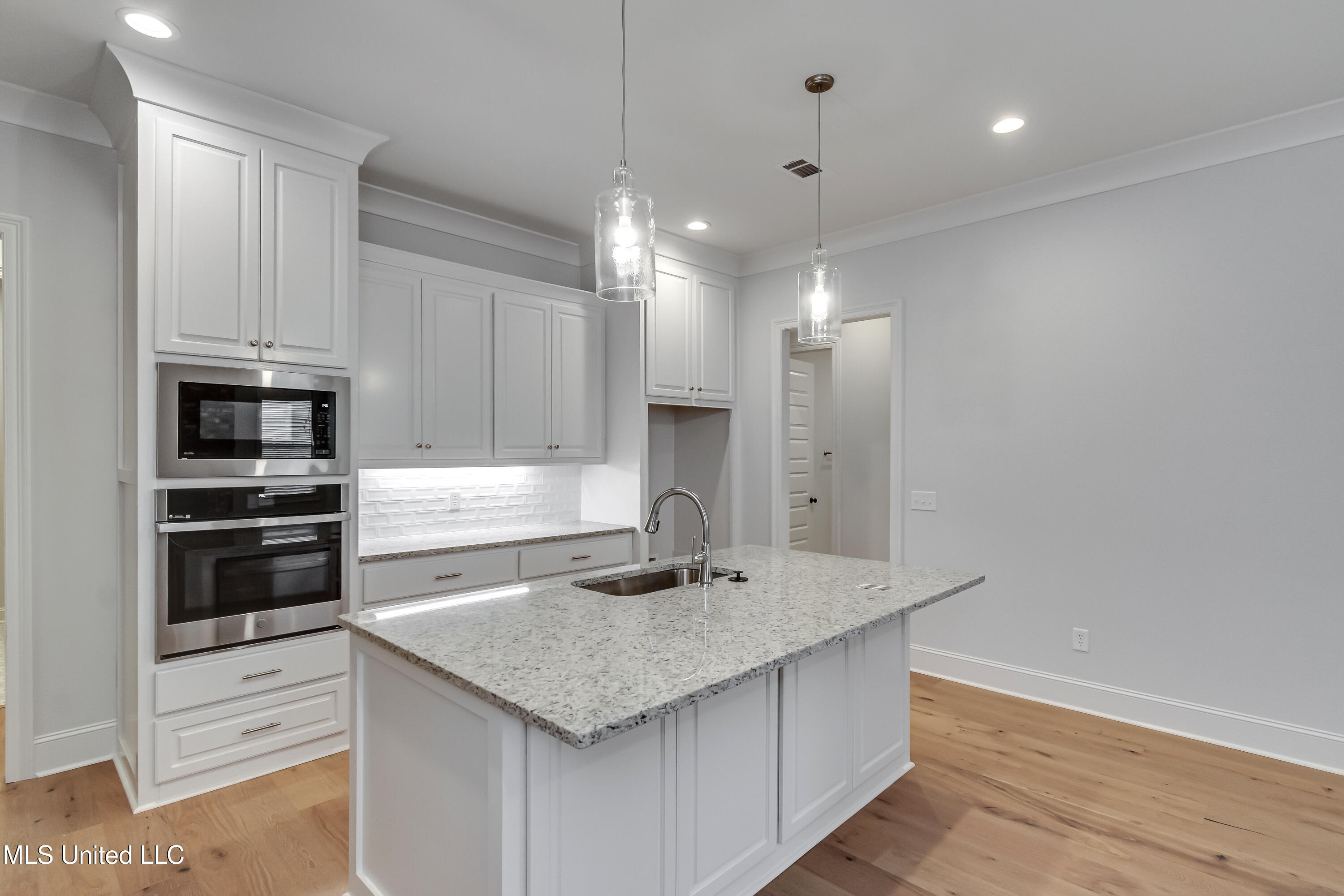 1931 Freedom Ring Drive Brandon, MS 39047 - Photo 12 of 42 1931 Freedom Ring-16